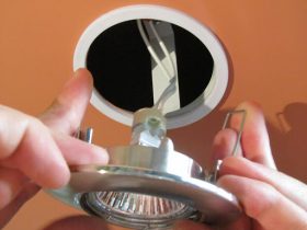 Замена люминесцентных ламп на светодиодные в Саратове